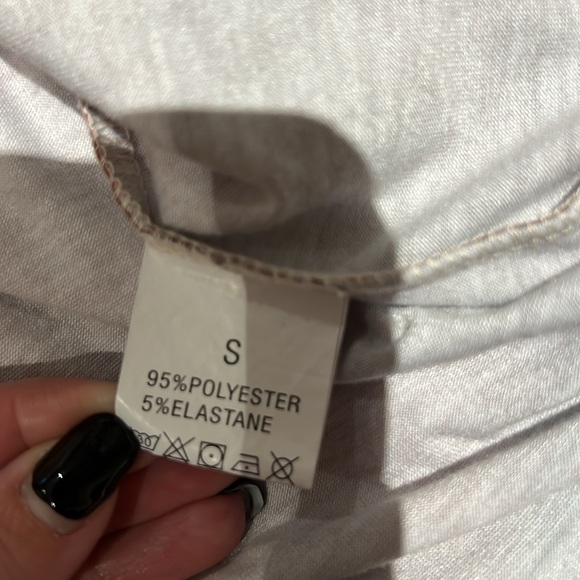 Size small bloody problem solved v neck tee - Picture 3 of 5